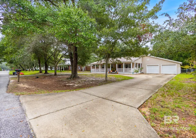 Photo 2 of Single family home for sale at 2400 Callaway Rd, Gulf Shores, AL 36542 | MLS# 411869 | Listing updated on 2026-10-22