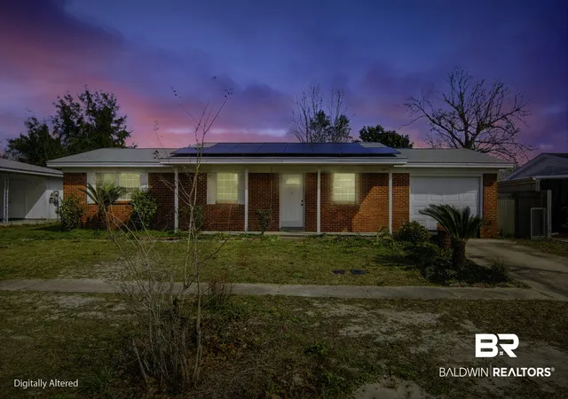 Photo 2 of Single family home for sale at 105 S Kimbrel Ave, Panama City, FL 32404 | MLS# 410366 | Listing updated on 2026-09-07