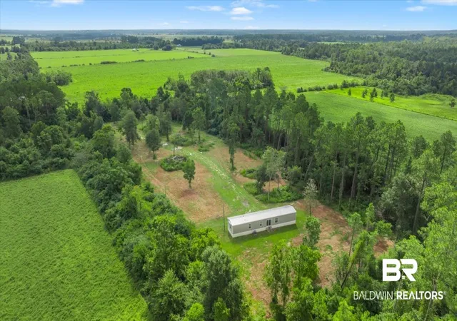 Photo 4 of Single family home for sale at 15737 Huckleberry Wood Dr, Elberta, AL 36530 | MLS# 410414 | Listing updated on 2026-09-11
