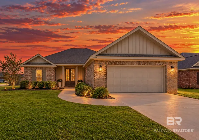 Photo 2 of Single family home for sale at 9394 Clayton Dr, Fairhope, AL 36532 | MLS# 406564 | Listing updated on 2026-10-22