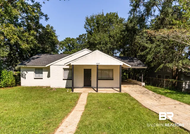 Photo 1 of Single family home for sale at 4060 Cresthaven Rd, Mobile, AL 36609 | MLS# 411144 | Listing updated on 2026-10-14