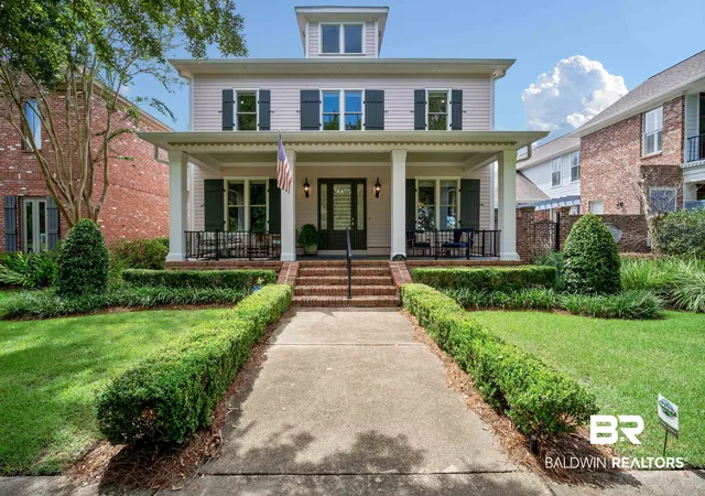Photo 2 of Single family home for sale at 105 Savannah Sq, Fairhope, AL 36532 | MLS# 407510 | Listing updated on 2026-09-02