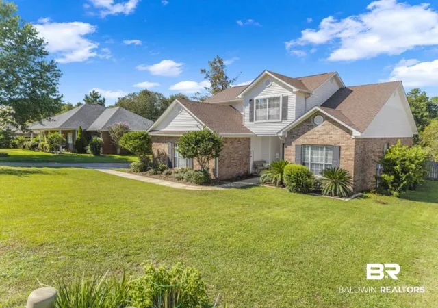 Single family home for sale at 8387 Weatherford Ct, Spanish Fort, AL 36527 | MLS# 409636