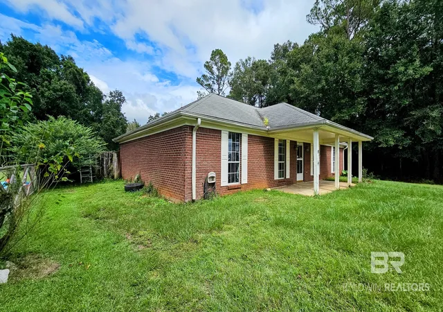 Photo 3 of Sale Pending at 507 E Broadway St, Summerdale, AL 36580 | MLS# 411721 | Listing updated on 2026-10-12