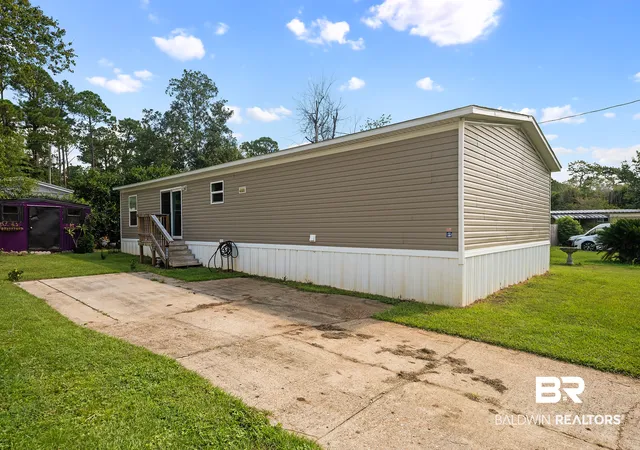 Photo 3 of Single family home for sale at 1336 Ridgewood Dr, Lillian, AL 36549 | MLS# 409469 | Listing updated on 2026-09-21