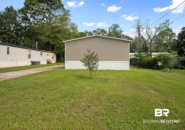 Photo 3 of Single family home for sale at 1336 Ridgewood Dr, Lillian, AL 36549 | MLS# 409469 | Listing updated on 2026-09-21