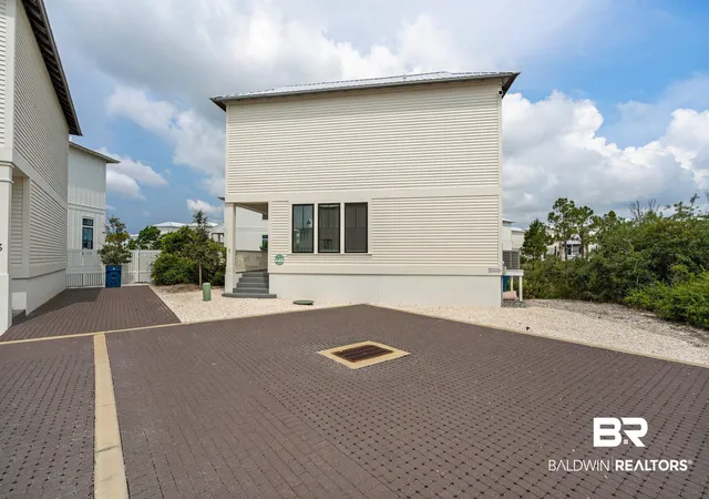 Photo 3 of Single family home for sale at 1 W Gate, Orange Beach, AL 36561 | MLS# 407263 | Listing updated on 2026-09-24