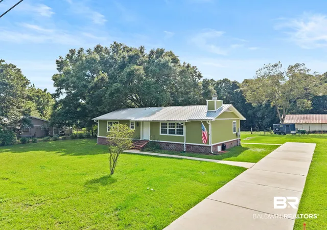 Photo 3 of Single family home for sale at 30301 Spanish Ln, Spanish Fort, AL 36527 | MLS# 410040 | Listing updated on 2026-09-04