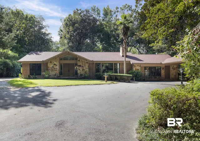 Photo 1 of Single family home for sale at 3415 N Riviere Du Chien Loop, Mobile, AL 36693 | MLS# 410092 | Listing updated on 2026-09-04