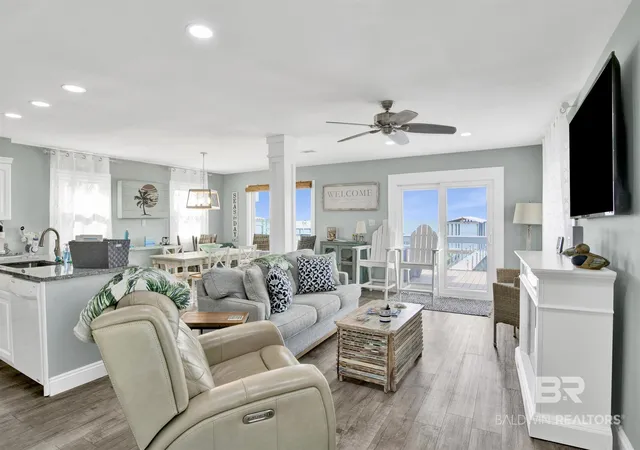 Photo 4 of Single family home for sale at 8205 Gulf Beach Ln, Gulf Shores, AL 36542 | MLS# 411747 | Listing updated on 2026-10-19