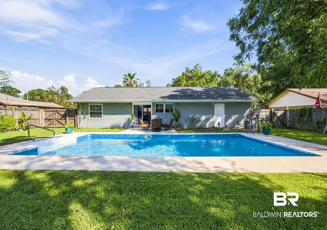 Photo 1 of Single family home for sale at 604 Eastgate Cir, Foley, AL 36535 | MLS# 411049 | Listing updated on 2026-10-14