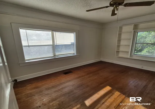 Photo 4 of Townhouse for sale at 225 Belleview, Evergreen, AL 36401 | MLS# 410859 | Listing updated on 2026-09-30