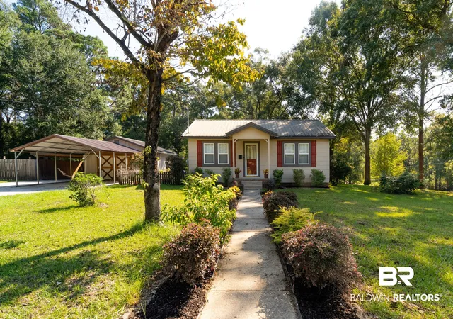 Photo 1 of Sale Pending at 202 Forest St, Chickasaw, AL 36611 | MLS# 411143 | Listing updated on 2026-10-05