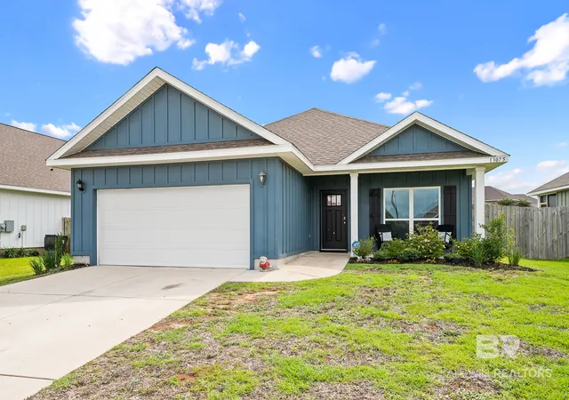 Photo 1 of Single family home for sale at 13075 Shoshoney Cir, Fairhope, AL 36532 | MLS# 397490 | Listing updated on 2026-10-20