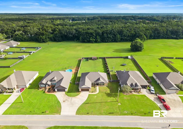 Photo 3 of Single family home for sale at 13581 County Rd 66, Loxley, AL 36551 | MLS# 400245 | Listing updated on 2026-09-01