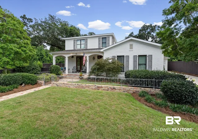 Photo 2 of Single family home for sale at 461 Satsuma St, Fairhope, AL 36532 | MLS# 410151 | Listing updated on 2026-10-08