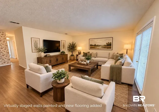 Photo 2 of Single family home for sale at 57 N Ingleside St, Fairhope, AL 36532 | MLS# 411233 | Listing updated on 2026-10-21