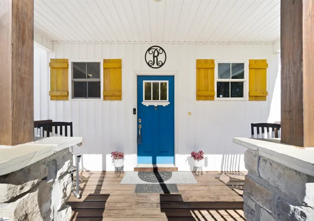 Photo 2 of Single family home for sale at 6206 State Park Rd, Travelers Rest, SC 29690 | MLS# 1605480 | Listing updated on 2026-10-07