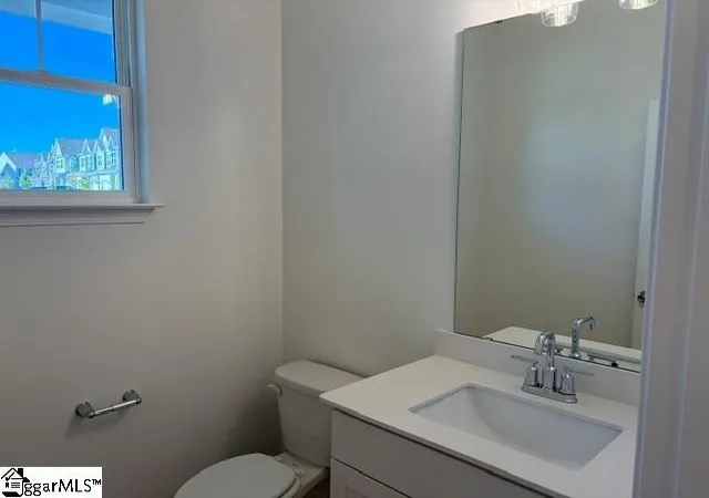 Photo 2 of Townhouse for sale at 301 Dunnlea Wy, Simpsonville, SC 29681 | MLS# 1598471 | Listing updated on 2026-10-21