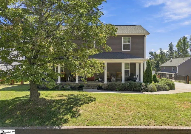 Photo 1 of Single family home for sale at 354 Old Rutherford Rd, Taylors, SC 29687 | MLS# 1603677 | Listing updated on 2026-09-12
