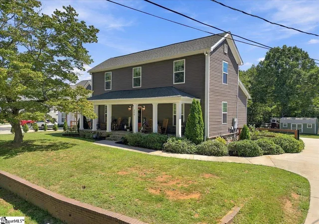 Photo 2 of Single family home for sale at 354 Old Rutherford Rd, Taylors, SC 29687 | MLS# 1603677 | Listing updated on 2026-09-12