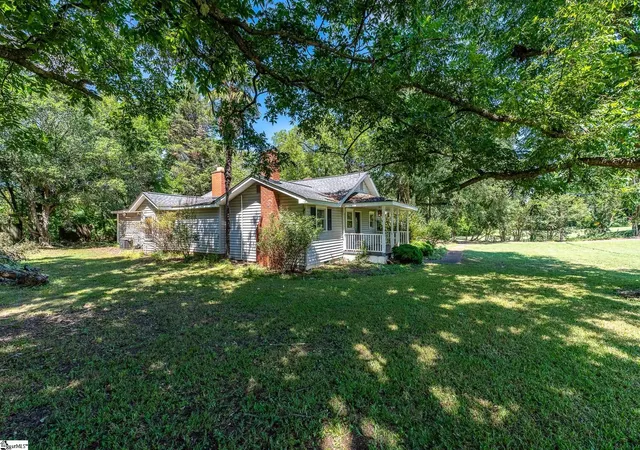 Photo 4 of Single family home for sale at 11425 Anderson Rd, Greenville, SC 29611 | MLS# 1603579 | Listing updated on 2026-09-11
