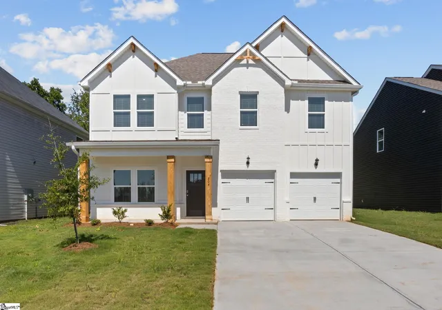 Photo 1 of Single family home for sale at 204 Juniper Valley Cir, Piedmont, SC 29673 | MLS# 1598847 | Listing updated on 2026-09-23