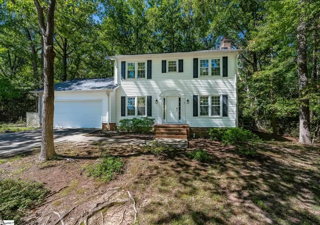 Photo 1 of Sale Pending at 112 Manassas Dr, Simpsonville, SC 29681 | MLS# 1605438 | Listing updated on 2026-10-13
