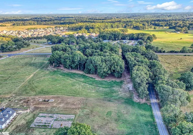 Photo 3 of Land for sale at Lot 3 League Rd, Simpsonville, SC 29681 | MLS# 1606070 | Listing updated on 2026-10-10