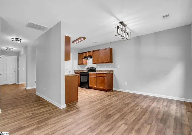 Photo 3 of Single family home for sale at 256 Cotton Crk Way, Spartanburg, SC 29302 | MLS# 1604648 | Listing updated on 2026-10-17