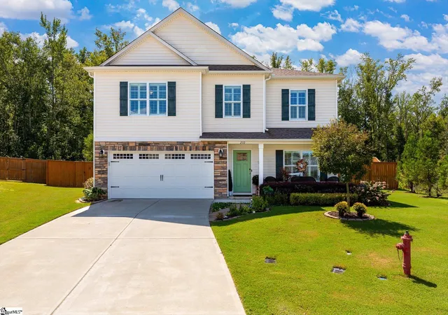 Photo 1 of Single family home for sale at 210 Frost Flower Way, Fountain Inn, SC 29644 | MLS# 1604389 | Listing updated on 2026-09-28