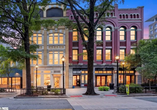 Condo for sale at 18 S Main St #202, Greenville, SC 29601 | MLS# 1602718