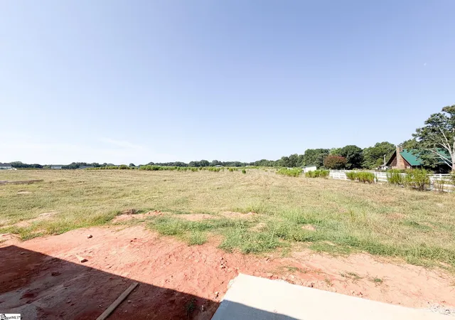 Photo 3 of Single family home for sale at 295 Henderson Rd, Gray Court, SC 29645 | MLS# 1596012 | Listing updated on 2026-09-17
