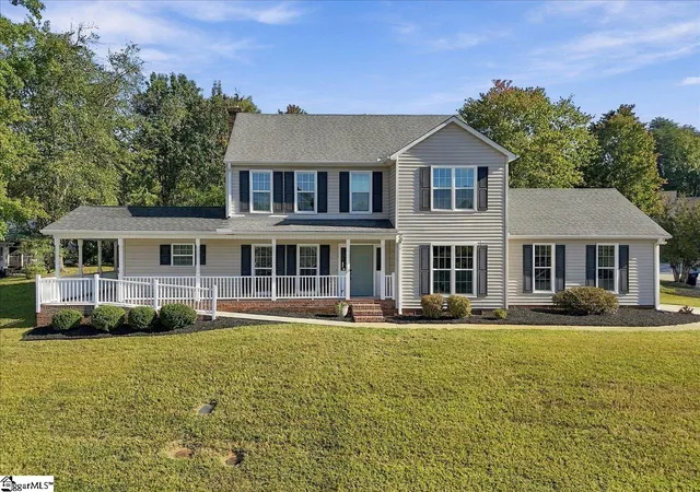 Photo 1 of Single family home for sale at 1 Wieuca Ct, Greenville, SC 29609 | MLS# 1606186 | Listing updated on 2026-10-22