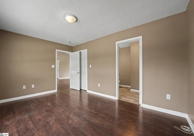 Photo 4 of Single family home for sale at 513 E Orr St, Anderson, SC 29621 | MLS# 1605322 | Listing updated on 2026-09-30