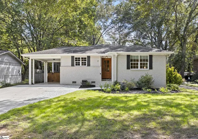 Photo 1 of Single family home for sale at 17 Vintage Ave, Greenville, SC 29607 | MLS# 1606209 | Listing updated on 2026-10-09