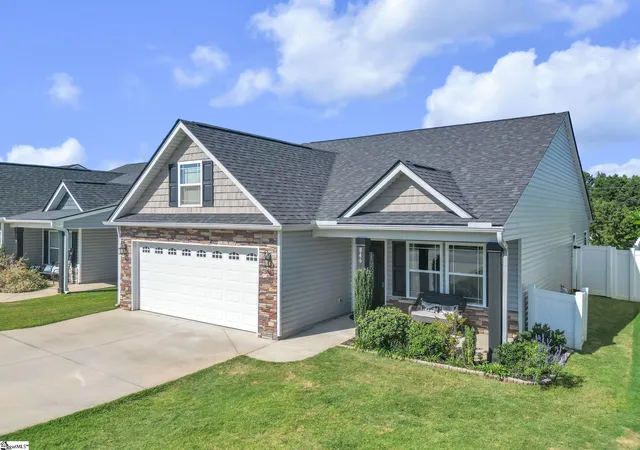 Photo 3 of Single family home for sale at 846 John Weaver Tr, Inman, SC 29349 | MLS# 1603392 | Listing updated on 2026-09-14