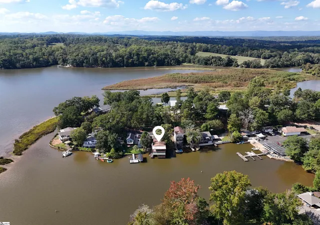 Photo 3 of Single family home for sale at 115 Club Cir, Greenville, SC 29611 | MLS# 1606548 | Listing updated on 2026-10-16