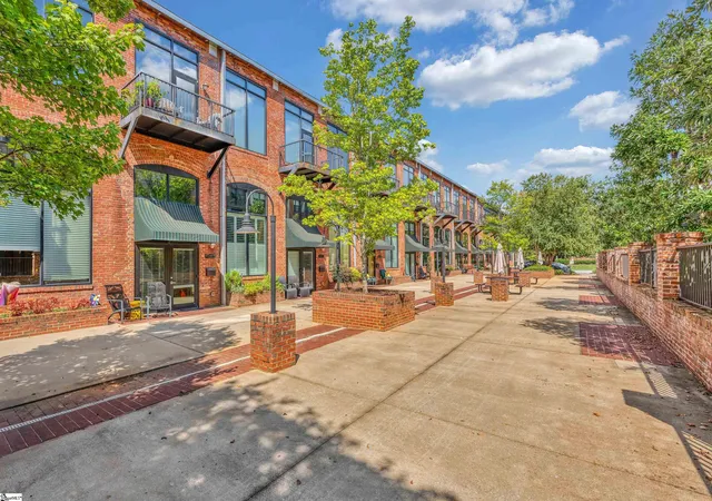 Condo for sale at 300 South St #226, Simpsonville, SC 29681 | MLS# 1604226