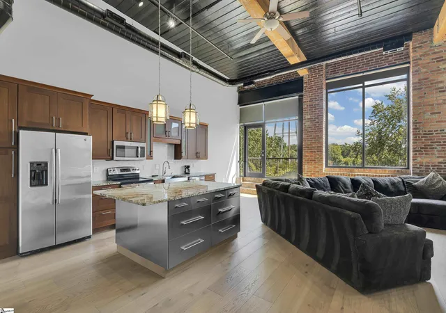 Photo 1 of Condo for sale at 300 South St #226, Simpsonville, SC 29681 | MLS# 1604226 | Listing updated on 2026-09-18