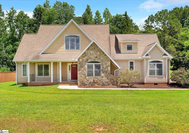 Photo 1 of Single family home for sale at 310 Puckett Ml Dr, Central, SC 29630 | MLS# 1602892 | Listing updated on 2026-09-03