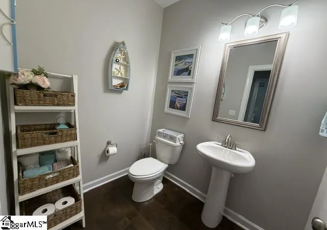 Photo 4 of Single family home for sale at 212 Arborwalk Ct, Simpsonville, SC 29681 | MLS# 1604319 | Listing updated on 2026-09-30