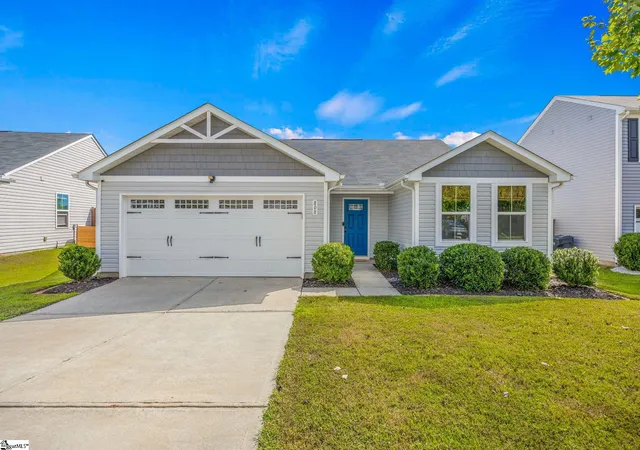Photo 1 of Single family home for sale at 808 Danforth Dr, Greenville, SC 29617 | MLS# 1605384 | Listing updated on 2026-10-01