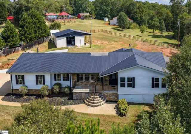 Photo 1 of Single family home for sale at 399 Old Farrs Brg Rd, Greenville, SC 29611 | MLS# 1605635 | Listing updated on 2026-10-04