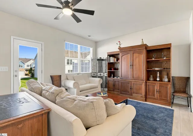 Photo 3 of Townhouse for sale at 1471 Painted Horse Trl, Boiling Springs, SC 29316 | MLS# 1605319 | Listing updated on 2026-09-30