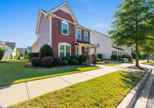 Photo 2 of Single family home for sale at 15 Wagram Way, Greenville, SC 29607 | MLS# 1605412 | Listing updated on 2026-10-02