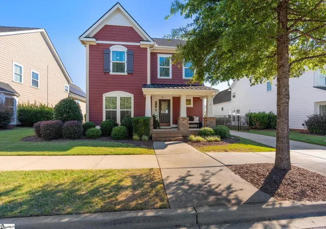 Photo 3 of Single family home for sale at 15 Wagram Way, Greenville, SC 29607 | MLS# 1605412 | Listing updated on 2026-10-02