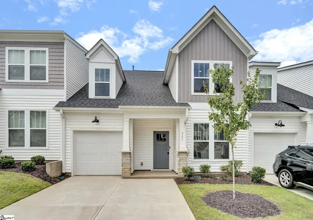 Photo 2 of Townhouse for sale at 227 Woodhouse Way, Greenville, SC 29605 | MLS# 1602967 | Listing updated on 2026-09-09