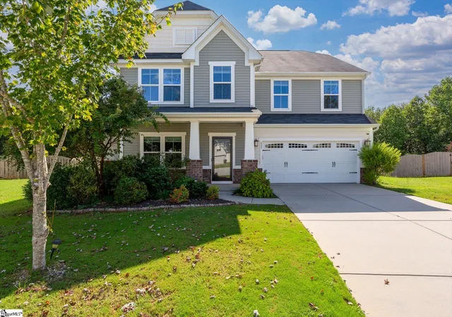 Photo 1 of Single family home for sale at 425 Sandusky Ln, Simpsonville, SC 29680 | MLS# 1603494 | Listing updated on 2026-09-10