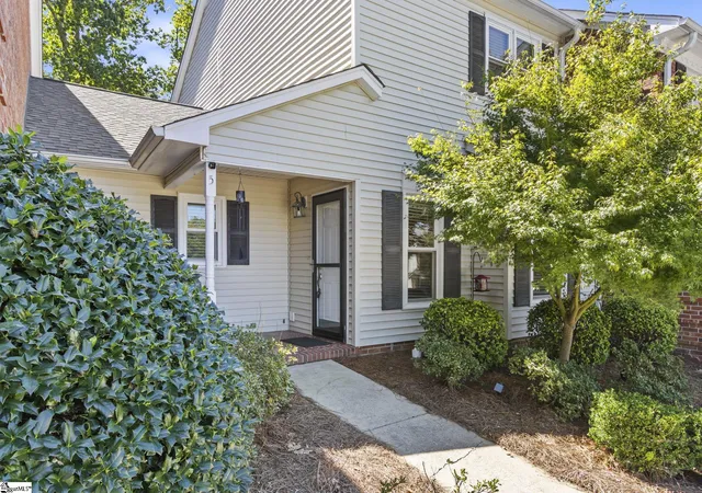 Photo 3 of Townhouse for sale at 2808 E North St #Unit 5, Greenville, SC 29615 | MLS# 1604651 | Listing updated on 2026-09-26